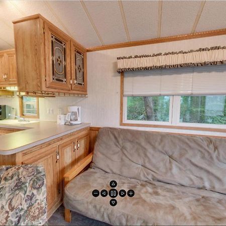 Spring Gulch Screened Park Model 6 Mount Airy Rom bilde